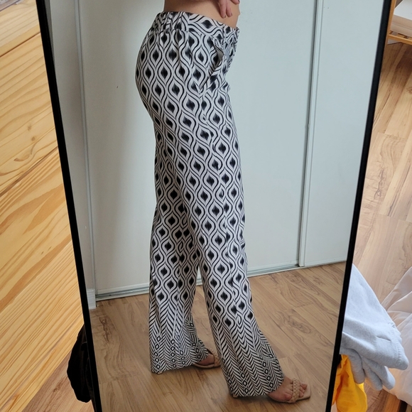 🇧🇷  Flare Pant - Picture 5 of 8